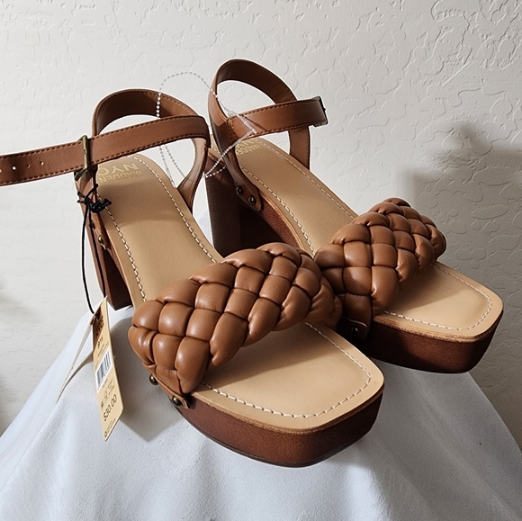 NWT STEVE MADDEN NYC SANDAL - Picture 5 of 6